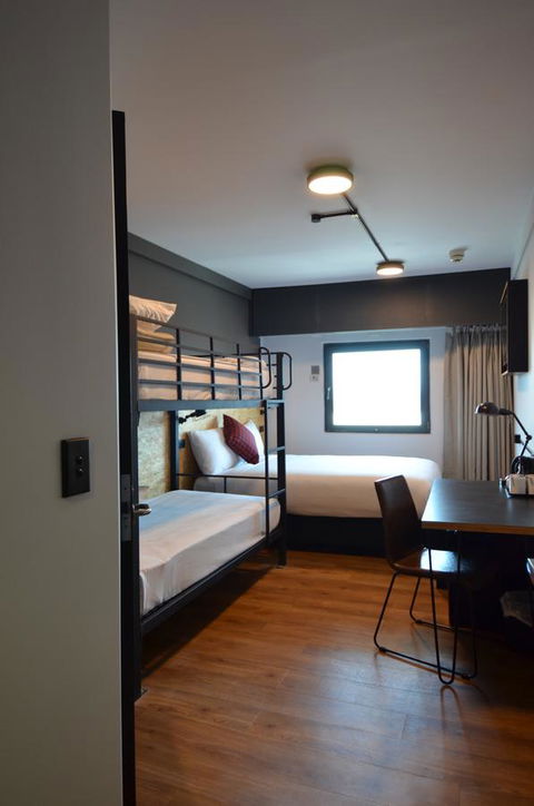 Ibis Budget Sydney East - Tourism TAS 29