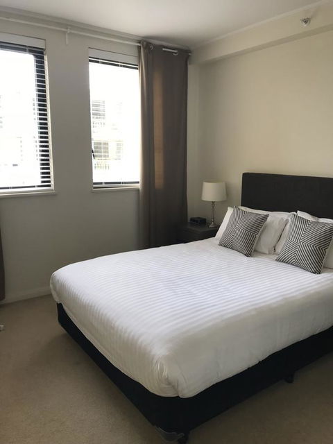 Wyndel Apartments - Apex North Sydney - Hobart Tourism 13