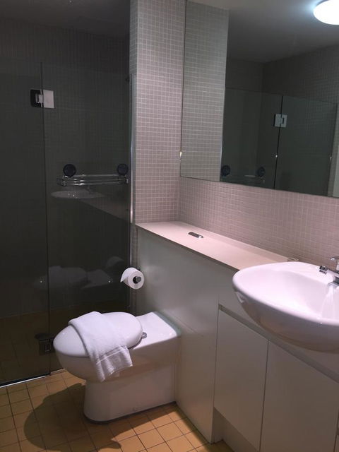 Wyndel Apartments - Apex North Sydney - Hobart Tourism 17