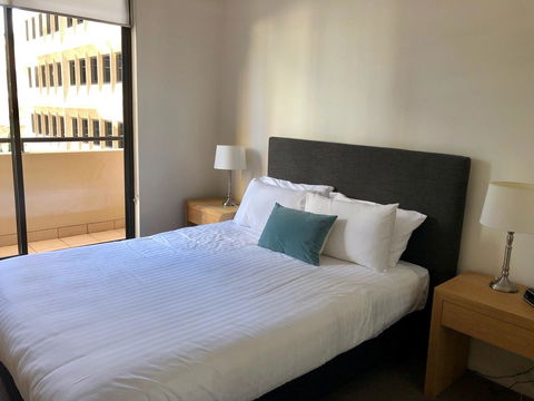 Wyndel Apartments - Apex North Sydney - Hobart Tourism 15