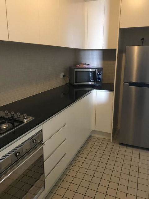 Wyndel Apartments - Apex North Sydney - Hobart Tourism 11