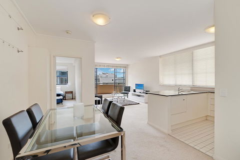 Wyndel Apartments - Apex North Sydney - Hobart Tourism 4