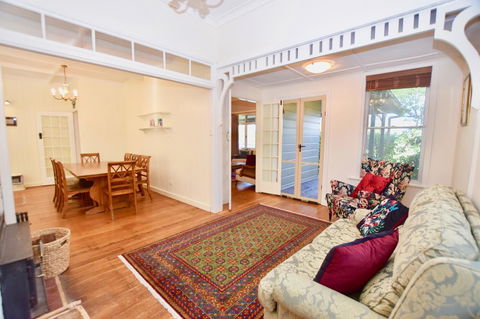 Dangal Gardens - Hobart Tourism 11
