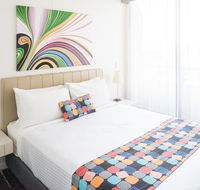 Seasons Harbour Plaza - Tourism TAS