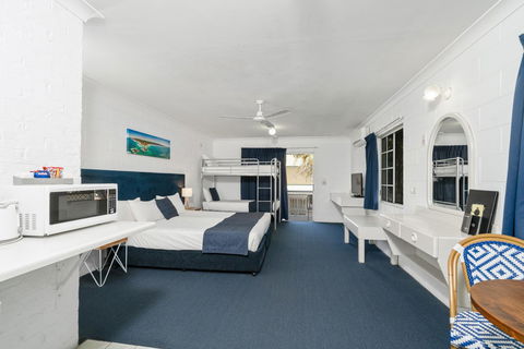Wollongbar Motel - Hobart Tourism 18