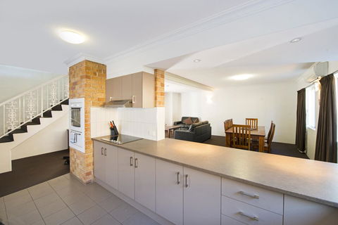 Wollongbar Motel - Hobart Tourism 24