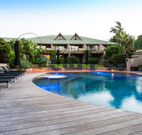 Beach Hotel Resort - Hobart Tourism