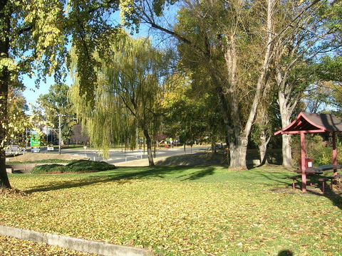 Cooma Motor Lodge Motel - Hobart Tourism 17