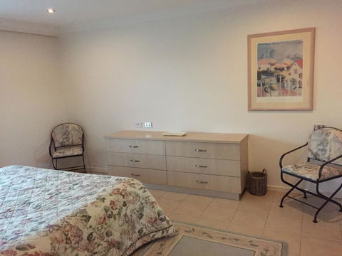 Cooma Motor Lodge Motel - Hobart Tourism 21