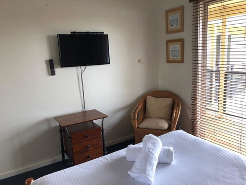 Squid\'s Ink Motel - Hobart Tourism 20