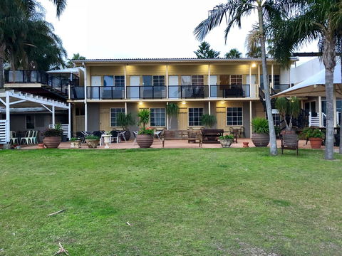 Squid\'s Ink Motel - Hobart Tourism 2