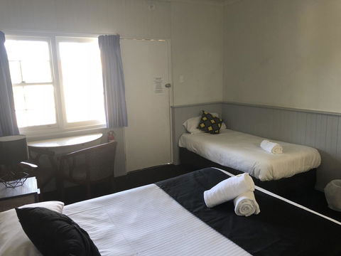 Squid\'s Ink Motel - Hobart Tourism 40