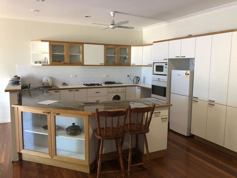 Squid\'s Ink Motel - Hobart Tourism 16