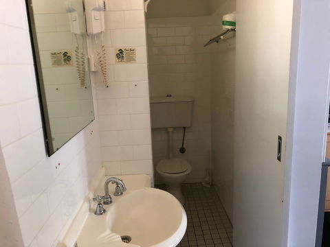 Squid\'s Ink Motel - Hobart Tourism 27