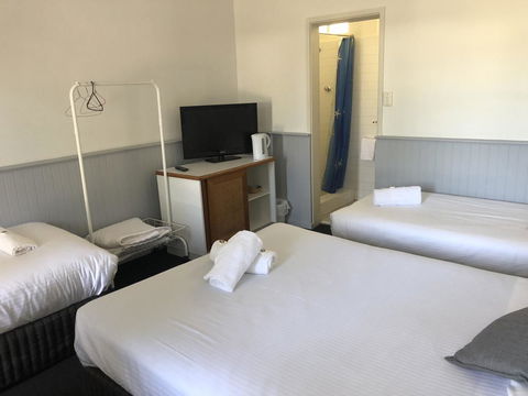 Squid\'s Ink Motel - Hobart Tourism 34