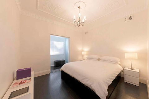 BONDI BEACH PRIME 1 Bedroom + Sunroom - Hobart Tourism 2