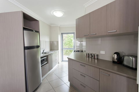 Bluegum Apartments Newcastle - Tourism TAS 9