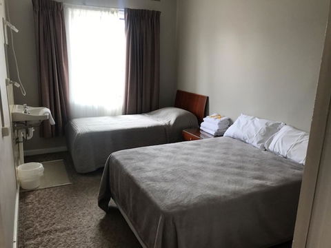 Lakes And Ocean Hotel Forster - Hobart Tourism 22