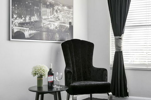 Airport Hotel Sydney - Tourism TAS 7