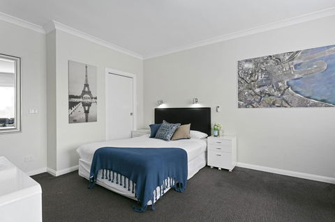 Airport Hotel Sydney - Tourism TAS 2