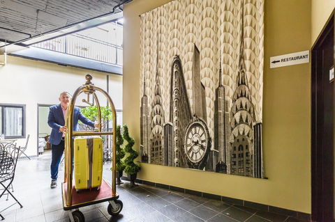 Airport Hotel Sydney - Tourism TAS 6