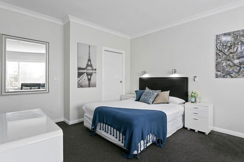 Airport Hotel Sydney - Tourism TAS 9