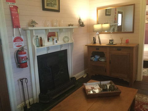 Arcadia - The Barn Cottage & Rosehill Cottage - Hobart Tourism 22