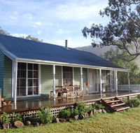 Cadair Cottages - Hobart Tourism