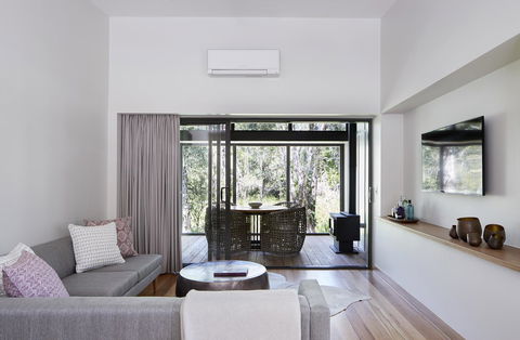 Elements Of Byron - Hobart Tourism 4