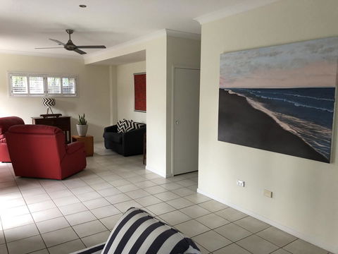 Suranadi Beach House 1 - Hobart Tourism 12