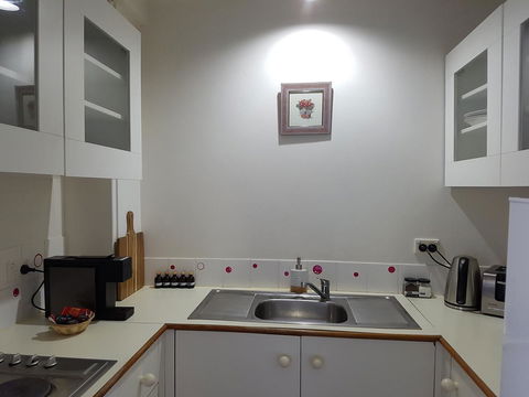 Paxsafe Sydney Hyde Park Budget Apartments - Tourism TAS 12