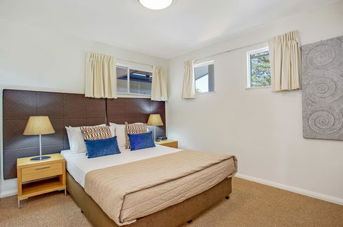 Eco Beach Resort - Hobart Tourism 37