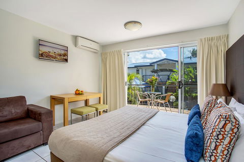 Eco Beach Resort - Hobart Tourism 10