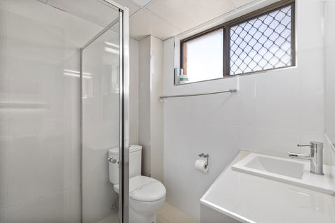 Coastal Bay Motel - Tourism TAS 14