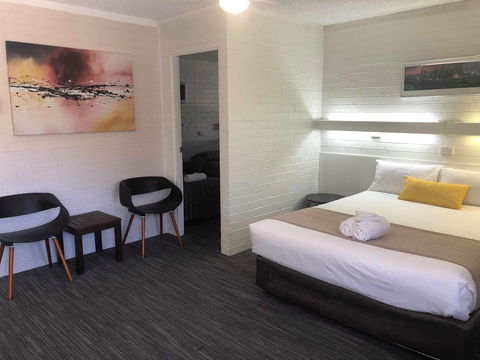 Coastal Bay Motel - Tourism TAS 20