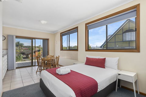 Coastal Bay Motel - Tourism TAS 8