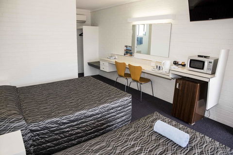 Coastal Bay Motel - Tourism TAS 29