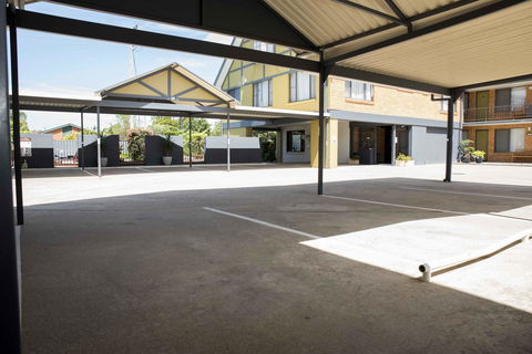 Coastal Bay Motel - Tourism TAS 39