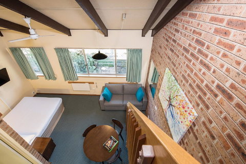 Alpine Gables - Hobart Tourism 29