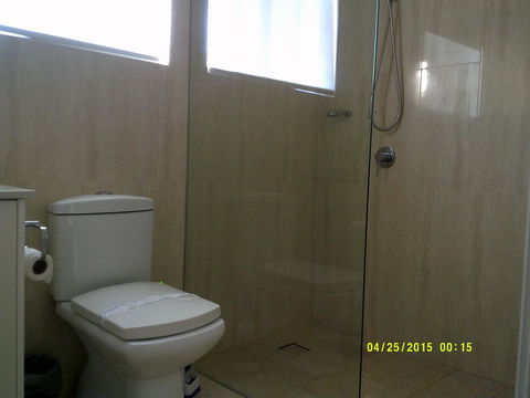 Pelican H2O One & Two Bedroom Apartments - Hobart Tourism 26