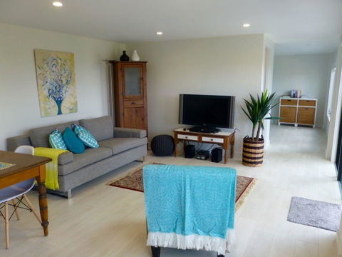 The Retreat At Palm Beach - Tourism TAS 7