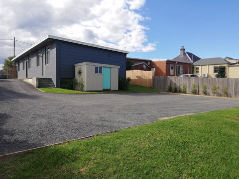 125 Milton - Hobart Tourism 11