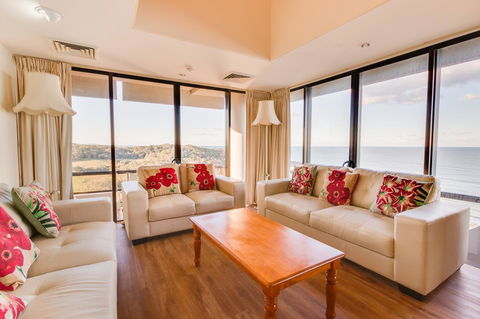 Pacific Towers Beach Resort - Tourism TAS 22