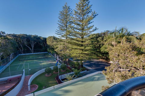 Pacific Towers Beach Resort - Tourism TAS 26