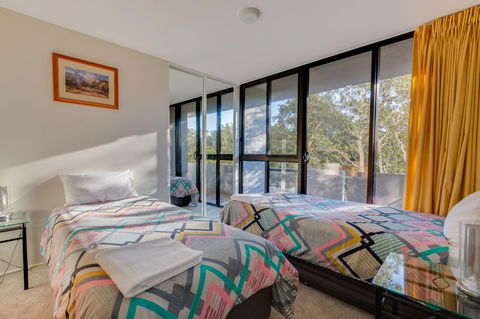 Pacific Towers Beach Resort - Tourism TAS 30