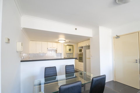 Castle Serviced Apartments - Tourism TAS 27
