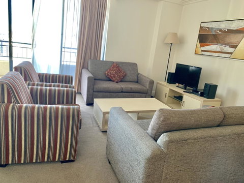 Castle Serviced Apartments - Tourism TAS 6