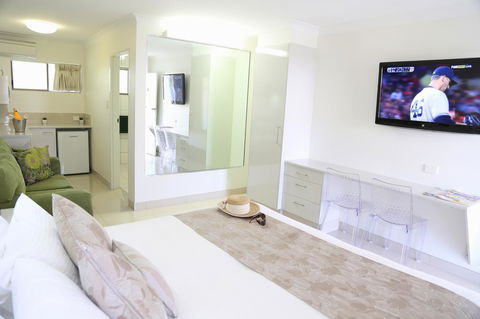 Bay Motel - Hobart Tourism 7