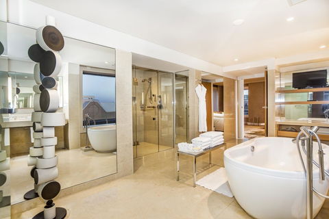 Hilton Sydney - Tourism TAS 13