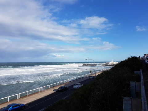 Arena Luxury Beachfront Apartment - Tourism TAS 38